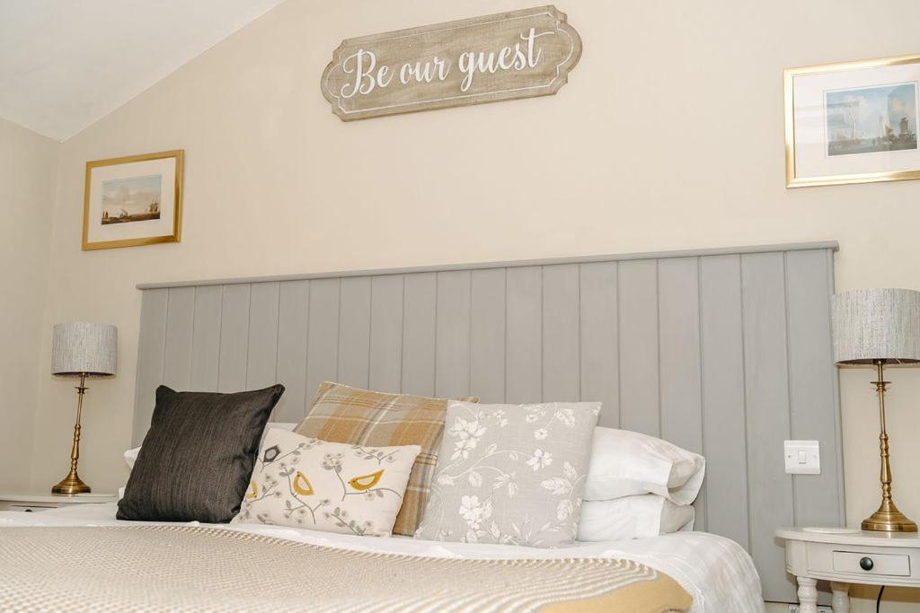 Bridge House 5*
